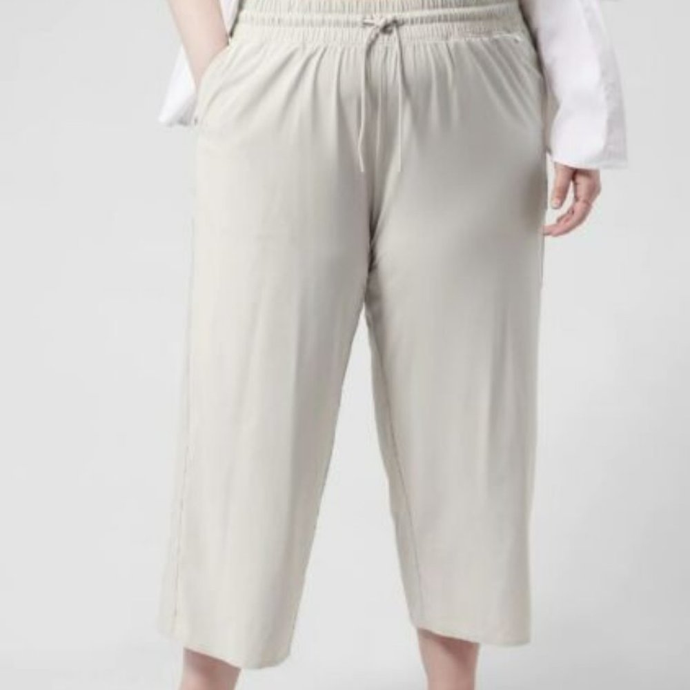 Athleta Wide Leg Pants in Light Beige